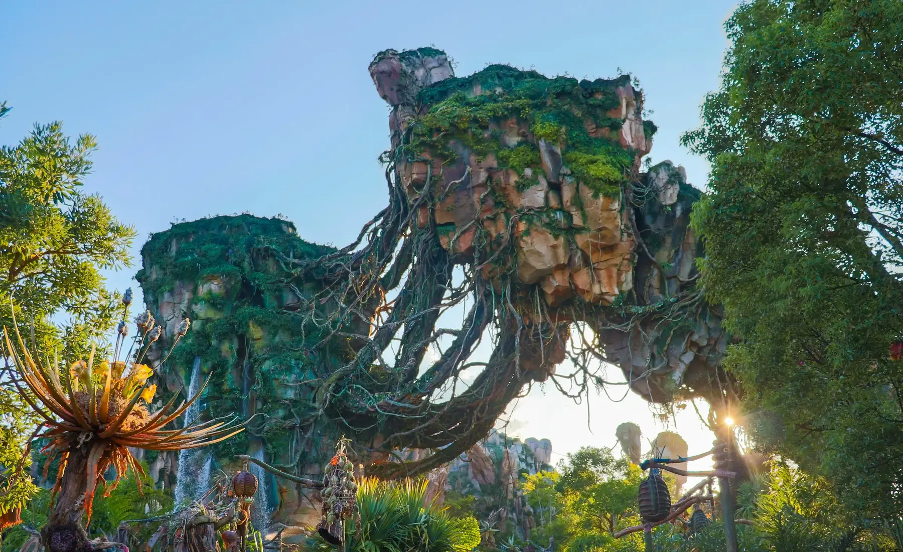 The floating mountains and full lush landscape of Pandora